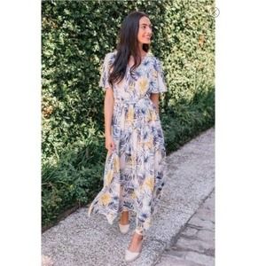 Gal Meets Glam Kiki Leaf Print Sun Dress